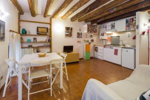 Ai Salici 2 In the Heart of Verona!