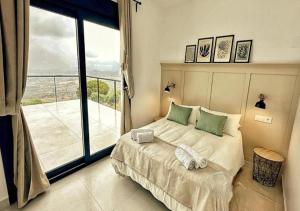 Villa 90 by Villamya