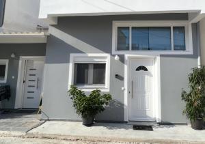 chris apartment with loft 2