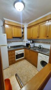 Levante Private Apartment 100m to the Beach