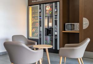 Hotels B&B HOTEL Lyon Eurexpo Chassieu : photos des chambres