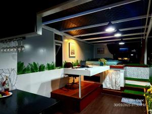 Mi Amor Ocean Penthouse - 3 minutes to the beach - Downtown