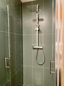 Appartements APPARTEMENT COSY 40 m2, climatise, parking gratuit : photos des chambres