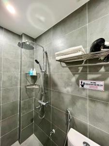 Sora Westlake Balcony Charm