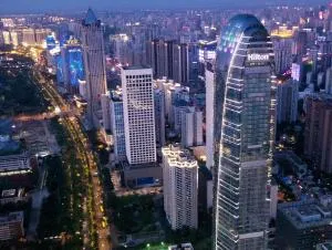 海口希尔顿酒店(市中心云端俯瞰椰城) - 敦木