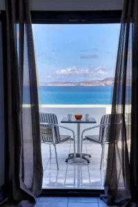 Beachfront Blue Comfort Sitia By ComfortBnb - 阿伊亚芳蒂亚