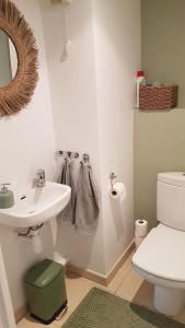 Charmant 73m carré -piscine-500 m de la mer-parking