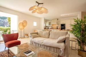 Charmant 73m carré -piscine-500 m de la mer-parking