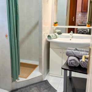 Appartements Domaine Mare e Monti - T1 Les Palmiers vue mer : photos des chambres