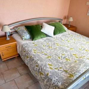 Appartements Domaine Mare e Monti - T1 Les Palmiers vue mer : photos des chambres