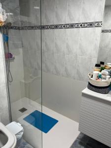 Monela Front beach sólo familias