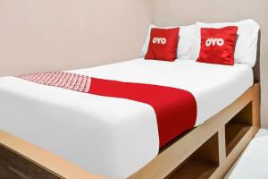 SPOT ON 91336 Guesthouse Tarumanegara