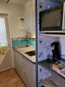 Maisons d'hotes Le Paddock Du Val De Lys : Chambre Double - Vue sur Jardin