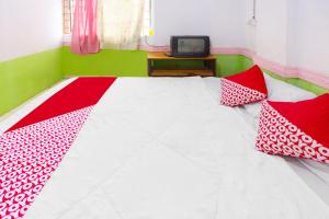 Hotel O Kartika Guest House SyariahNearPantai Stres