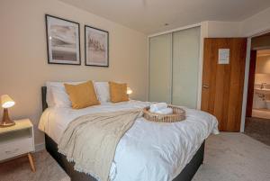 Elegant 2BR Retreat with Secure Parking