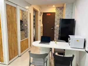 DUPLEX Apartment Botanica Premier - Nearby Airport Free Pool Gym