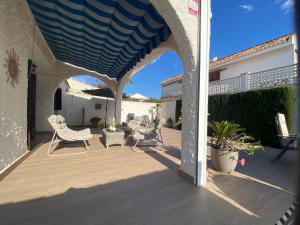 Bungalow in Dehesa de Campoamor 900 meters from the beach