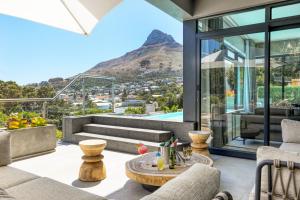 Vista Del Mare Camps Bay - 3 Min walk to beach, Pool, View