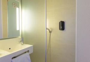 Hotels B&B HOTEL Lieusaint Carre Senart : photos des chambres
