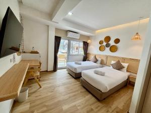 Charm Hostel at Pratumnak