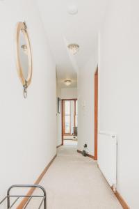 Central Dundee 2 Bed Apt near V&A Museum & City Attractions