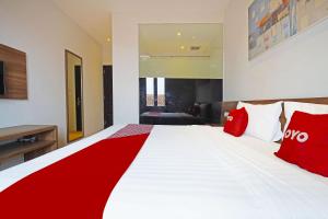 Phòng Đôi Loại Sang (Deluxe Double Room)