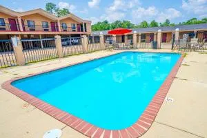 OYO Hotel Opp AL, Floral Hwy - 埃弗格林