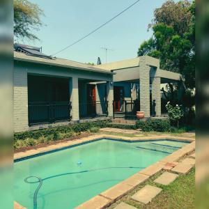 Muckleneuk Guest House