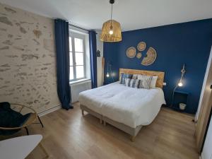 B&B / Chambres d'hotes Chambre cosy a Briare, centre-ville, ideale pour cyclistes - FR-1-590-571 : photos des chambres