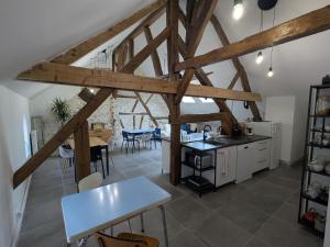 B&B / Chambres d'hotes Chambre cosy a Briare, centre-ville, ideale pour cyclistes - FR-1-590-571 : photos des chambres
