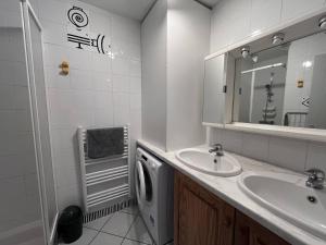 Appartements Chalet a Cauterets avec Parking, 2 Chambres - FR-1-812-134 : photos des chambres