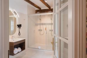 Hotels Best Western Hotel De France : Suite Lit King-Size