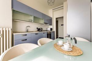 Ampio trilocale panoramico ad Arco della Pace