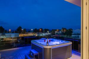 Alykes Houses - Prv Jacuzzi