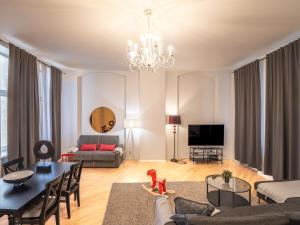 Top Embassy Area, Spacious 2BR