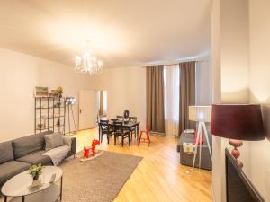 Top Embassy Area, Spacious 2BR