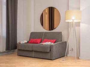 Top Embassy Area, Spacious 2BR