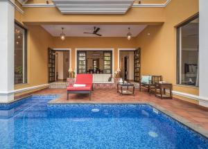 Galleria: 4BHK Goan Villa with pool in Arpora