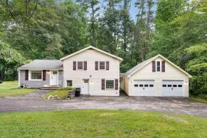 Gorgeous House next to Pleasant Mt & Highland Lake - أوبورن