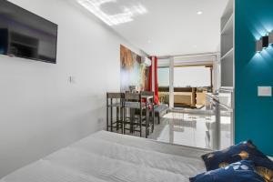 Village Naturiste R4N - Le Wallis Port Nature Coursive