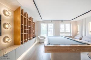 Flatbook Apartamenty - Trimare Sztutowo z bilardem i parkingiem