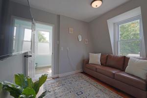 Beautiful Modern Beach House!