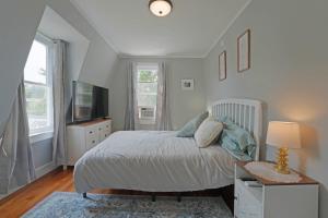 Beautiful Modern Beach House!