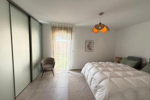 Cosy flat - Garden - Swimming pool