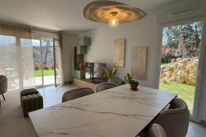 Cosy flat - Garden - Swimming pool