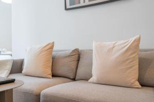 Cozy and Airy Studio Apartment in Business Bay!