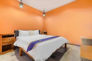 Double Room with Bath (No Window)