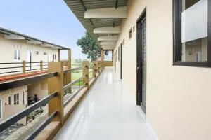 OYO Life 91569 Omah Wijaya Kusuma Syariah - Wendit