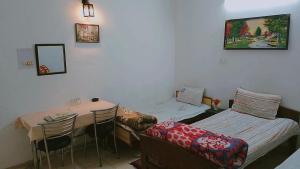 SOLAN HOSTELz