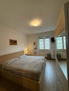 Stanza in appartamento luminoso e silenzioso